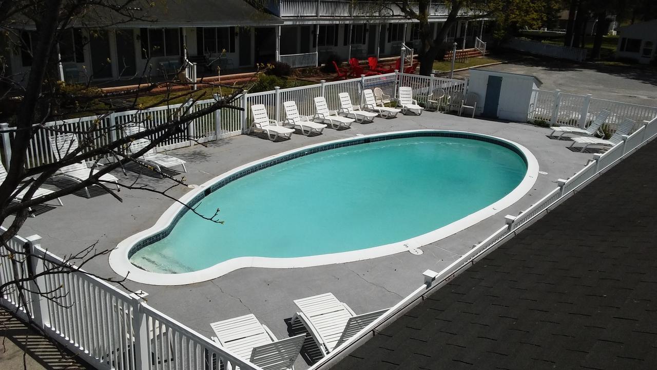 Sea Shell Motel Chincoteague Bagian luar foto
